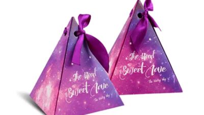 custom pyramid boxes UK