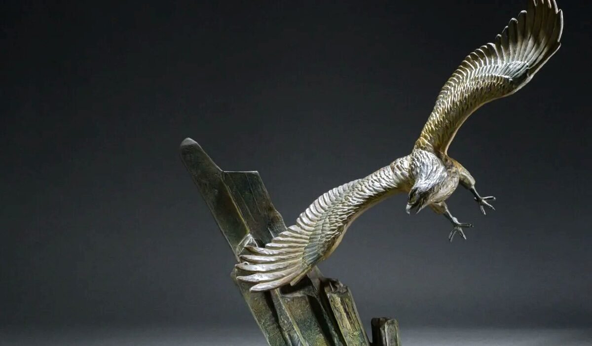 bronze eagle statue